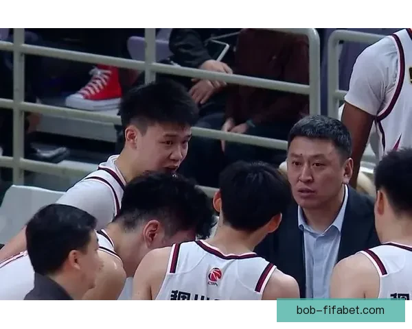 深圳男篮九连胜提前锁定季后赛时隔两年重返强势晋级第四队